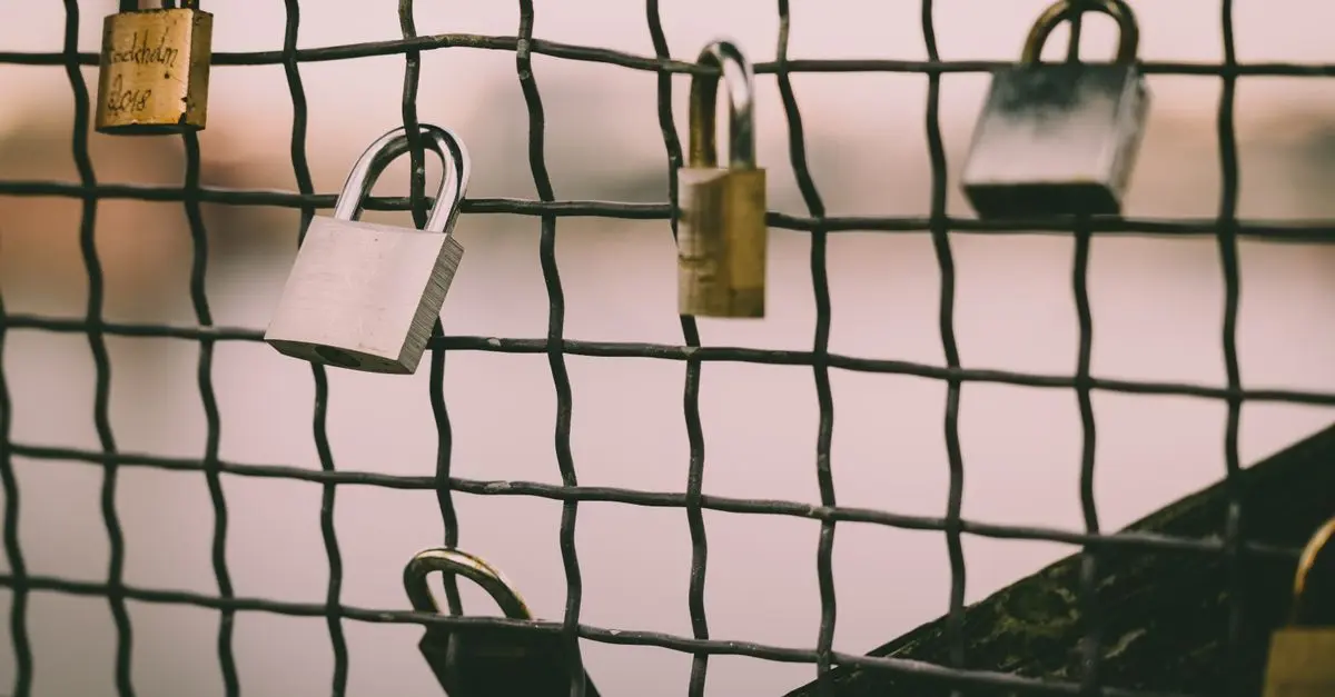 Comment choisir une serrure de sécurité adaptée à votre porte