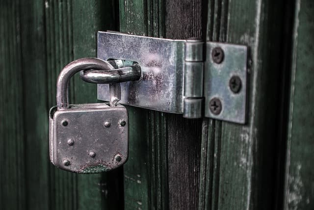 Comment choisir une serrure de sécurité adaptée à votre logement